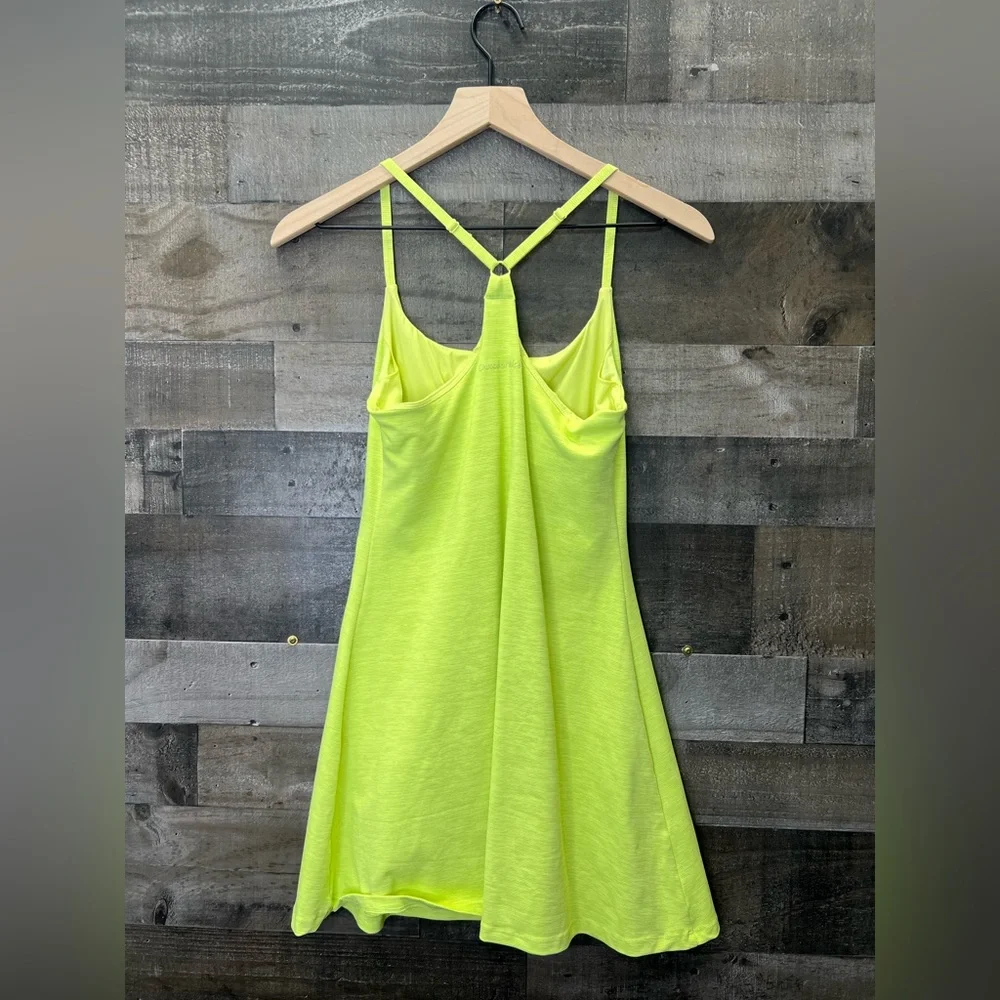 Outdoor Voices TechSweat Move Free Skort Dress in Margarita Pockets